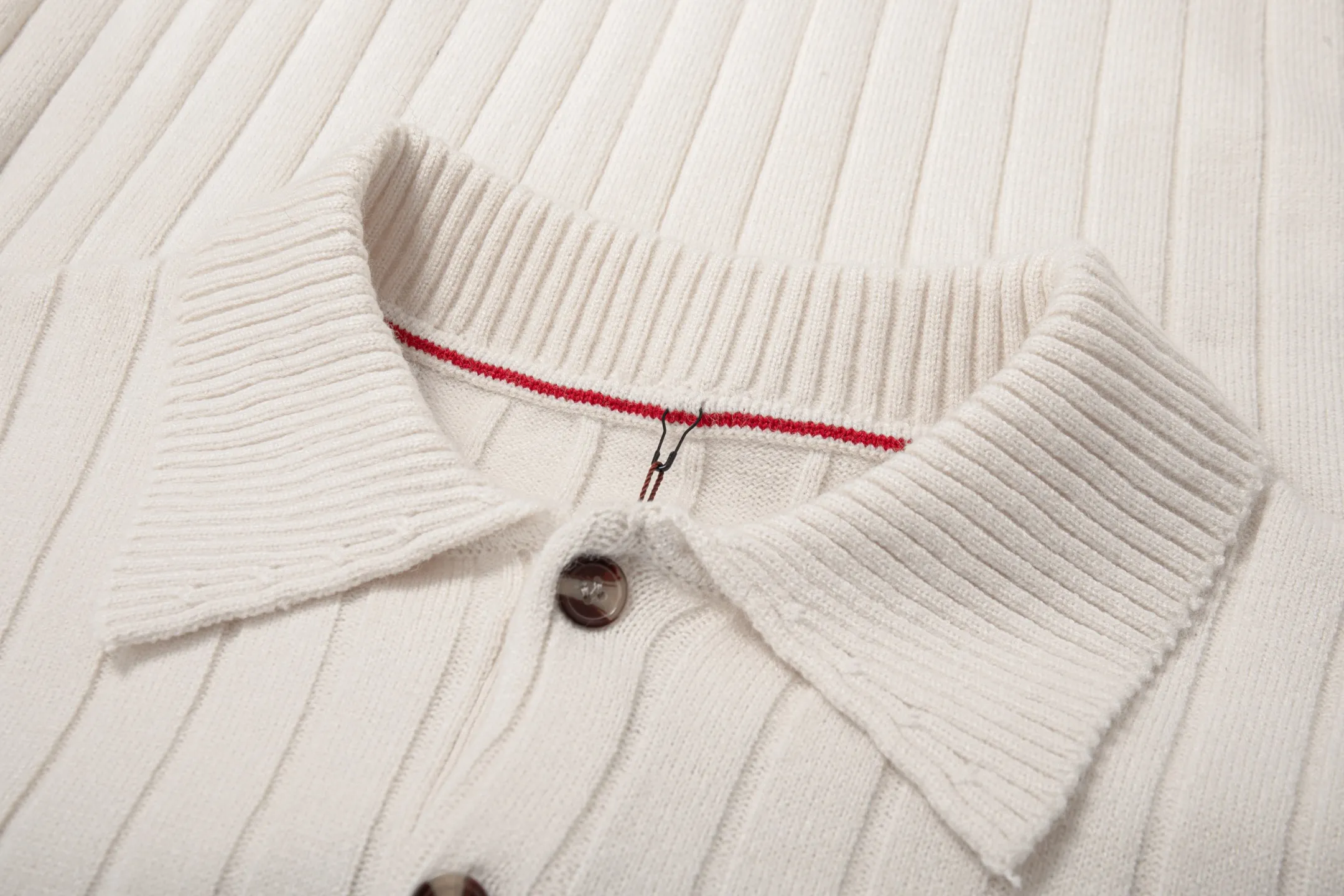 Style No. K 11 B Family Same Style Flat Classic Lapel Knitted Long Sleeves Fabric composition see picture 9 for details Size: M L XL XXL Color: Jade apricot color